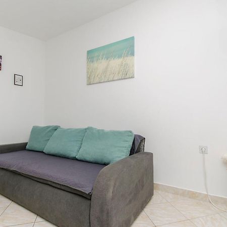 Apartment Seka Привлака Екстер'єр фото