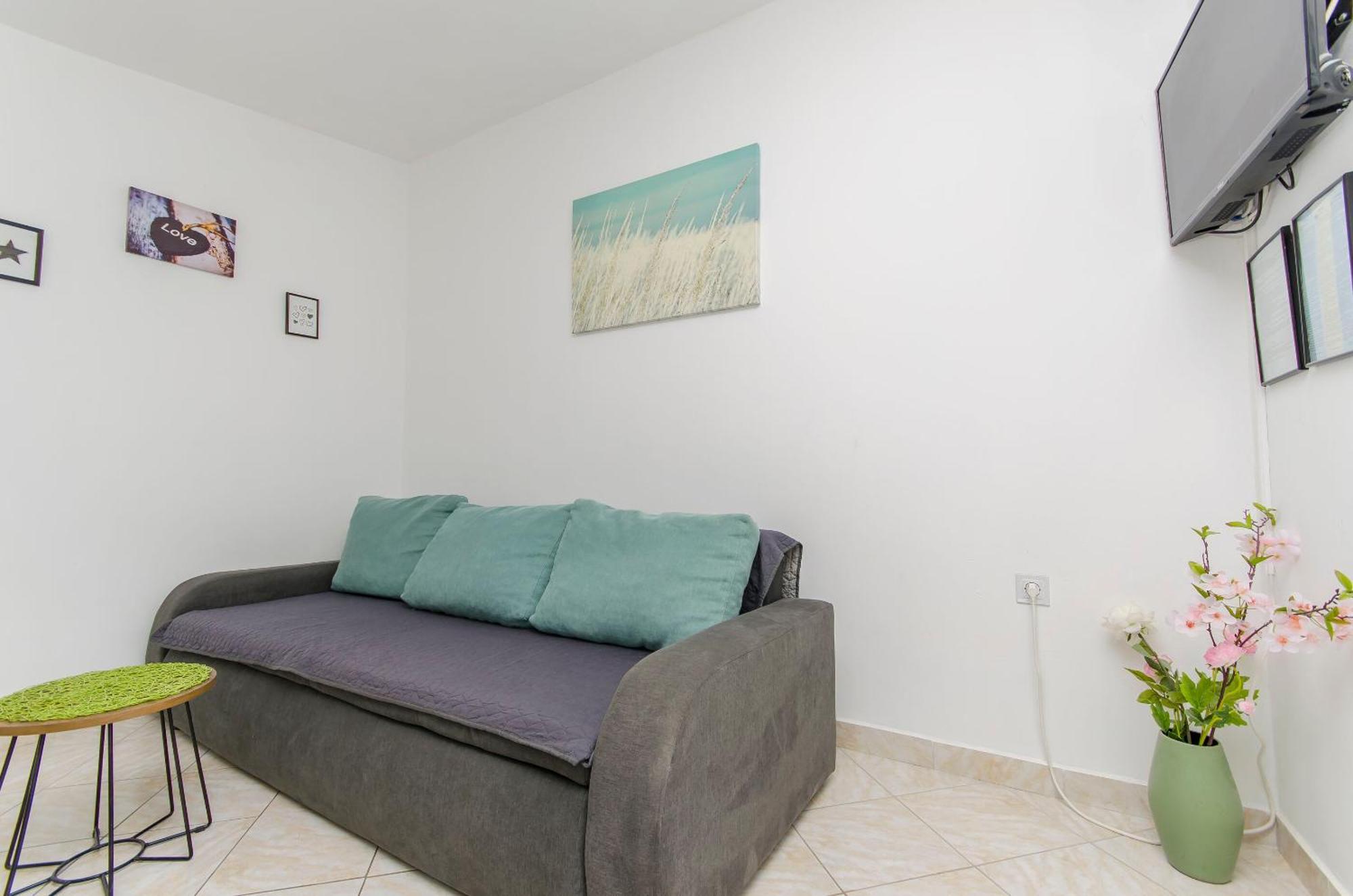 Apartment Seka Привлака Екстер'єр фото